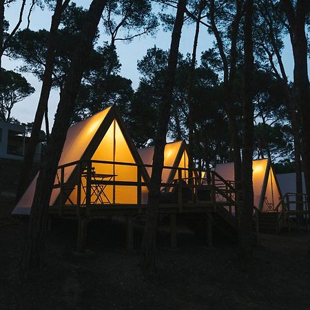 ホテル Wecamp Cala Montgo L' Escala エクステリア 写真