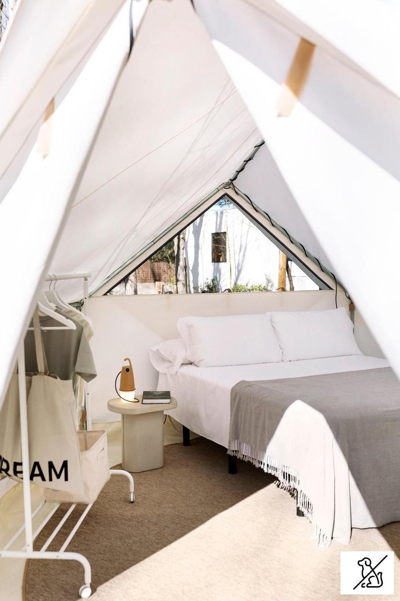 ホテル Wecamp Cala Montgo L' Escala エクステリア 写真