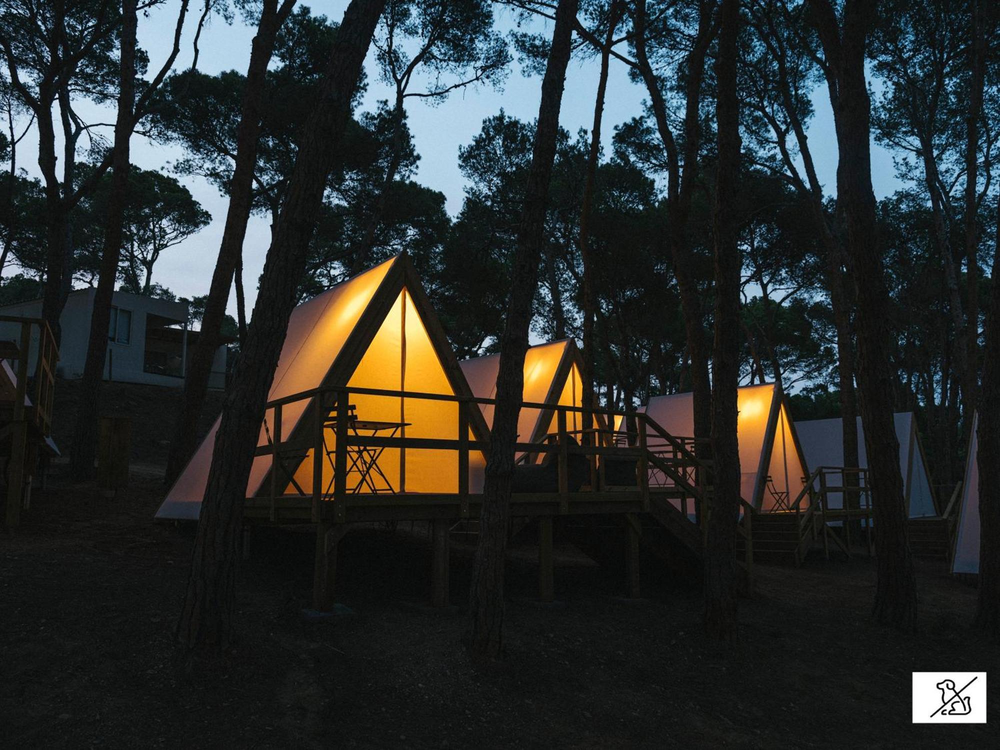 ホテル Wecamp Cala Montgo L' Escala エクステリア 写真