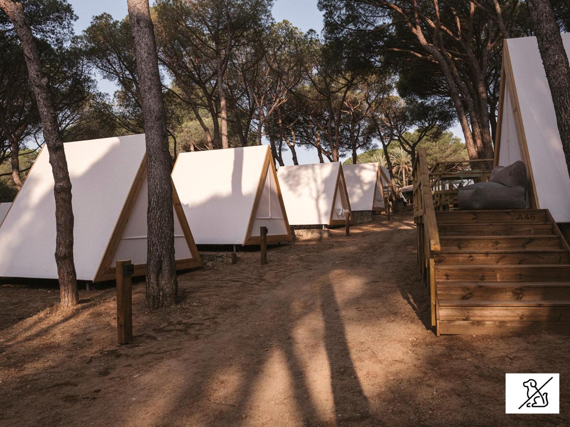 ホテル Wecamp Cala Montgo L' Escala エクステリア 写真